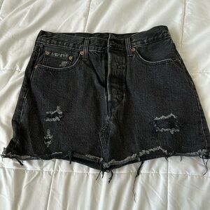 Levi’s Black Denim Skirt